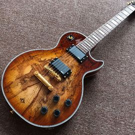 China. Nueva guitarra eléctrica personalizada Venta caliente Mapa marrón transparente Guitarra eléctrica personalizada 6 cuerdas proveedor