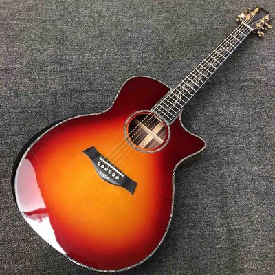 China. Custom Grand Solid Spruce Top Ebony Fingerboard Cutaway Arm Rest Abalone Inlays Guitarra acústica con sintonizador abierto en Cherr proveedor