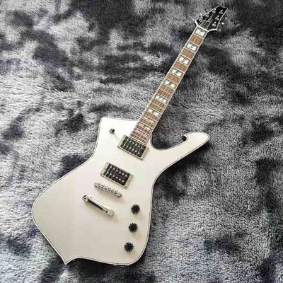 China. Guitarra eléctrica de acabado de plata IBANS personalizada OEM Acepta personalización de logotipo y forma proveedor