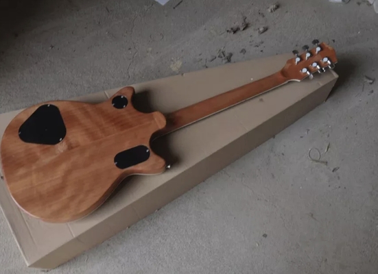 Guitarra eléctrica de madera natural con la mejor calidad proveedor
