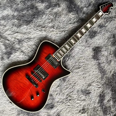 Ernie Ball Música personalizada Hombre de la armada con acabado brillante Flameado Guitarra eléctrica de arce proveedor