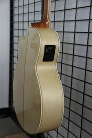 Envío gratuito China hecha a mano J2002 la naturaleza cortó la guitarra acústica eléctrica proveedor