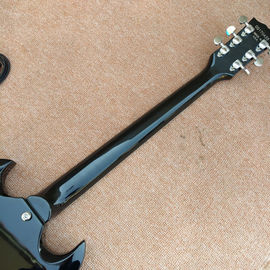 Tienda personalizada color de metal SG tónico guitarra eléctrica guitarra instrumentos musicales cuerpo de caoba cuello proveedor