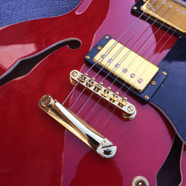 Guitarra eléctrica de jazz de cuerpo hueco de alta calidad, agujeros doble F Guitarra eléctrica de cuerpo rojo y espalda proveedor