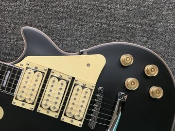 Flame Top negro mate Color LP 3 Pickups Ace Frehley Budokan Guitarra eléctrica de época proveedor