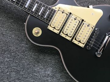 Flame Top negro mate Color LP 3 Pickups Ace Frehley Budokan Guitarra eléctrica de época proveedor