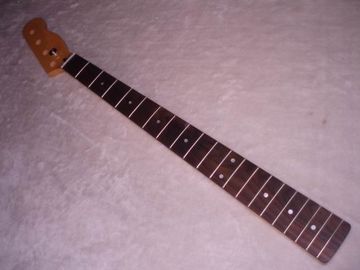 En venta al por mayor nuevo bajo eléctrico Cuello de guitarra para 4 cuerdas proveedor