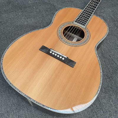 Cuerpo de madera de cedro sólido con tablillas de ébano Guitarra acústica folk clásica con anchura de nuez de 43 mm proveedor