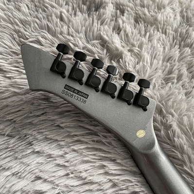 Guitarra eléctrica camuflada con pick-up activo de 9V, pick-ups EMG, hardware negro proveedor