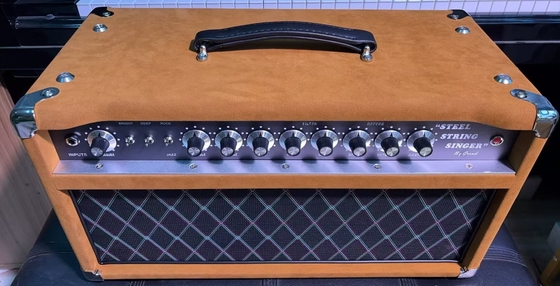 2024 HOT!!! Dumble #002 Versión Clone SSS20-Coro de Acero Cantante SSS Tubo Amp Head 20Watt en Suede Marrón con Botones Originales proveedor