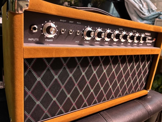 2024 HOT!!! Dumble #002 Versión Clone SSS20-Coro de Acero Cantante SSS Tubo Amp Head 20Watt en Suede Marrón con Botones Originales proveedor