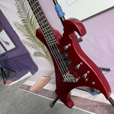 Guitarra de bajo eléctrica de 4 cuerdas personalizada con forma irregular de cuerpo especial en color rojo metálico Cuello de arce proveedor