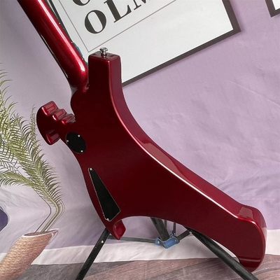Guitarra de bajo eléctrica de 4 cuerdas personalizada con forma irregular de cuerpo especial en color rojo metálico Cuello de arce proveedor