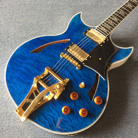 Guitarra eléctrica de jazz de alta calidad con Bigsby, tablero de ébano, guitarra con colchas de color Trans-azul proveedor