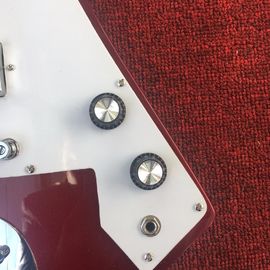 Guitarra eléctrica en rojo proveedor