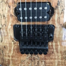 Venta caliente 6 cuerdas Marrón Quilted Finish Jackson guitarras eléctricas con hardware negro proveedor