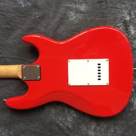 Guitarra eléctrica de metal rojo de espalda ST, se puede modificar de acuerdo con los requisitos de personalización proveedor