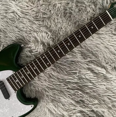 Guitarra eléctrica de estilo Fender Mustang de diseño personalizado Metal Verde S-S Pickups Hardware de cromo proveedor