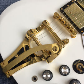 Guitarra eléctrica SG de nuevo estilo, 3 pick-ups, sistema Tremolo, Guitarra eléctrica blanca proveedor