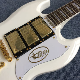 Guitarra eléctrica SG de nuevo estilo, 3 pick-ups, sistema Tremolo, Guitarra eléctrica blanca proveedor