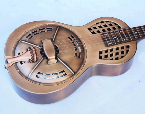 Guitarra de resonancia de salón eléctrica de latón dorado proveedor