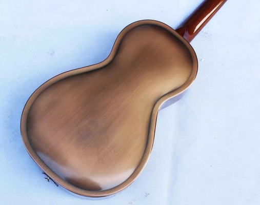 Guitarra de resonancia de salón eléctrica de latón dorado proveedor