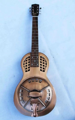 Guitarra de resonancia de salón eléctrica de latón dorado proveedor