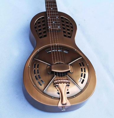 Guitarra de resonancia de salón eléctrica de latón dorado proveedor