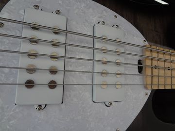 Guitarra de bajo de 5 cuerdas Erine Ball Sting Ray 5 cuerpo de arce gris acolchado cuello de arce y tabla proveedor