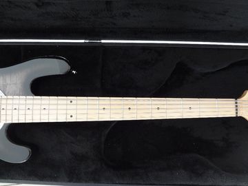 Guitarra de bajo de 5 cuerdas Erine Ball Sting Ray 5 cuerpo de arce gris acolchado cuello de arce y tabla proveedor