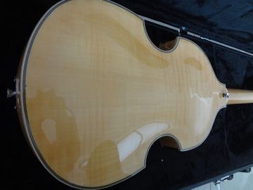 4 cuerdas de la guitarra baja Hofner BB2 guitarra Bandera del Reino Unido en la parte superior del cuerpo en llamas Hofner serie contemporánea proveedor