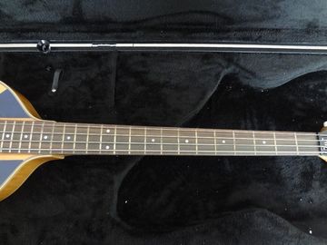 4 cuerdas de la guitarra baja Hofner BB2 guitarra Bandera del Reino Unido en la parte superior del cuerpo en llamas Hofner serie contemporánea proveedor