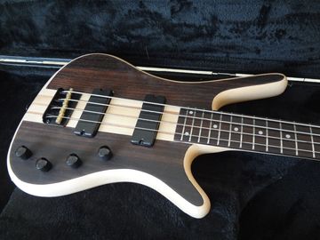 4 cuerdas de bajo de la guitarra de madera de nuez con cuerpo de ceniza Puentes originales Cuello a través del cuerpo incrustación de puntos MOP en fretboar de madera de rosa proveedor