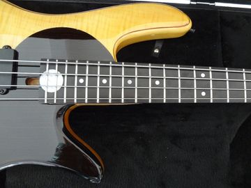 4 cuerdas de bajo Fodera bajo personalizado Alder con el cuerpo de diseño Taiji logotipo de incrustación MOP proveedor