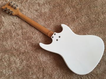 Guitarra personalizada de color blanco con el logotipo de Mosrite, cuerpo invertido de 6 cuerdas, guitarra eléctrica de fábrica, suministro directo. proveedor