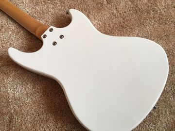 Guitarra personalizada de color blanco con el logotipo de Mosrite, cuerpo invertido de 6 cuerdas, guitarra eléctrica de fábrica, suministro directo. proveedor
