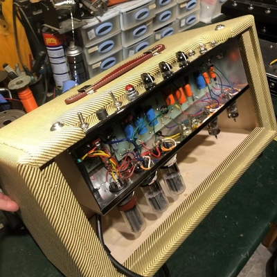 2025 Tweedle Dee Deluxe 5E3 Mods de estilo clásico con cabeza de tweed, mano pura con tablero de eyelet, 6V6GT * 2, 12AX7 * 2, 5Y3GT * 1, gran amplificador, acepta el amplificador OEM proveedor
