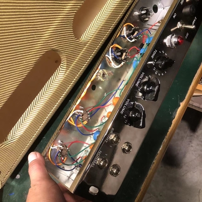 2025 Tweedle Dee Deluxe 5E3 Mods de estilo clásico con cabeza de tweed, mano pura con tablero de eyelet, 6V6GT * 2, 12AX7 * 2, 5Y3GT * 1, gran amplificador, acepta el amplificador OEM proveedor