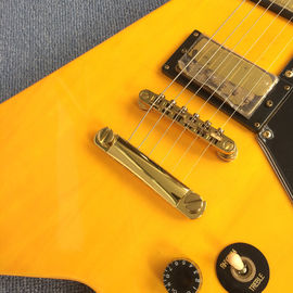 Guitarra eléctrica personalizada de alta calidad estilo V, tablero de madera de rosa, hardware de cromo proveedor