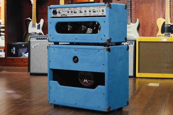 Crónica personalizada clon 2025 Overdrive Reverb 50 Watt Tubo con cable de mano Cabeza de camiseta Azul Tubos JJ 50W proveedor