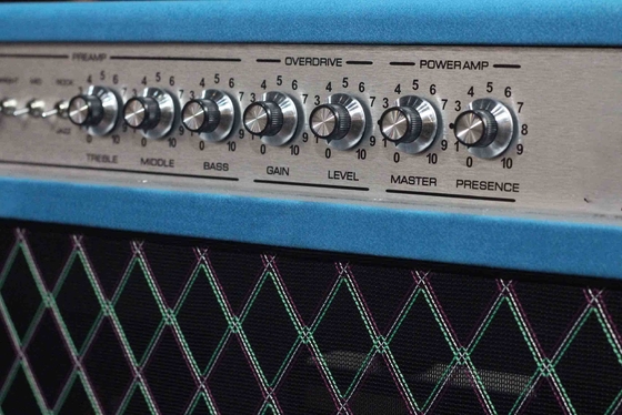 Crónica personalizada clon 2025 Overdrive Reverb 50 Watt Tubo con cable de mano Cabeza de camiseta Azul Tubos JJ 50W proveedor