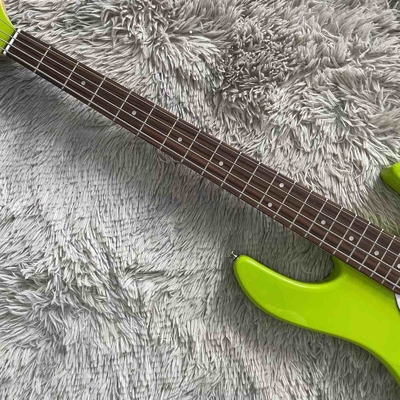 Guitarra de bajo eléctrica Stingray de 4 cuerdas en verde con pickguard blanco proveedor