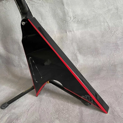 Guitarra de bajo eléctrica de 4 cuerdas en forma de V proveedor