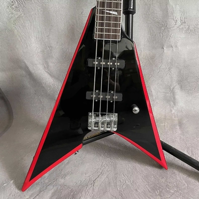 Guitarra de bajo eléctrica de 4 cuerdas en forma de V proveedor