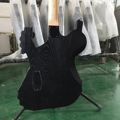 Fábrica George Lynch Cráneo Esqueleto 4 cuerdas Bajo eléctrico Guitarra Bajo cuerpo proveedor