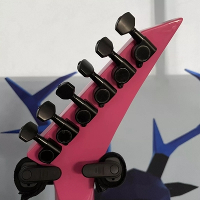 Esquerda Rosa Cola de golondrina V Cuerpo sólido Guitarra eléctrica Abierta 22 Fret proveedor