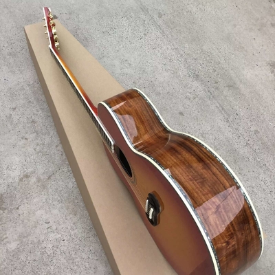 Personalizado 43 pulgadas Cherryburst Firestone sólido Abalón superior incrustación de arce y koa Guitarra acústica lateral proveedor