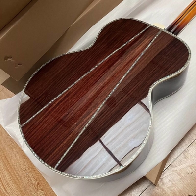 Guitarra acústica Jumbo de madera sólida proveedor