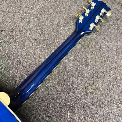 Guitar acústica jumbo de 43 pulgadas con tapa trasera de arce flameado personalizado, incrustaciones de abulón y acabado azul sunburst proveedor