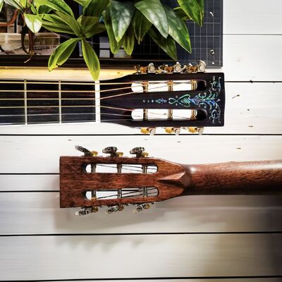 Guitarra acústica personalizada O28 Parlor con parte trasera de palisandro macizo con tuerca de 45 mm de ancho, guitarra O pequeña con acabado en azul satinado proveedor